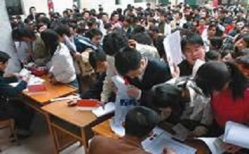 高薪誘惑？電子廠招聘信息的真假博弈！